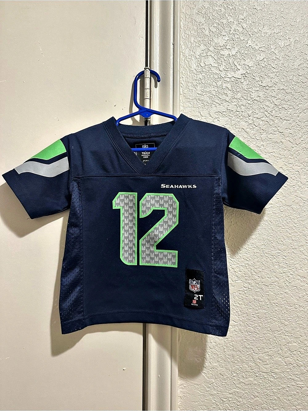NFL Team Apparel Seattle Seahawks #12 Fan jersey Seahawks Boys 2T N°12 Jersey
